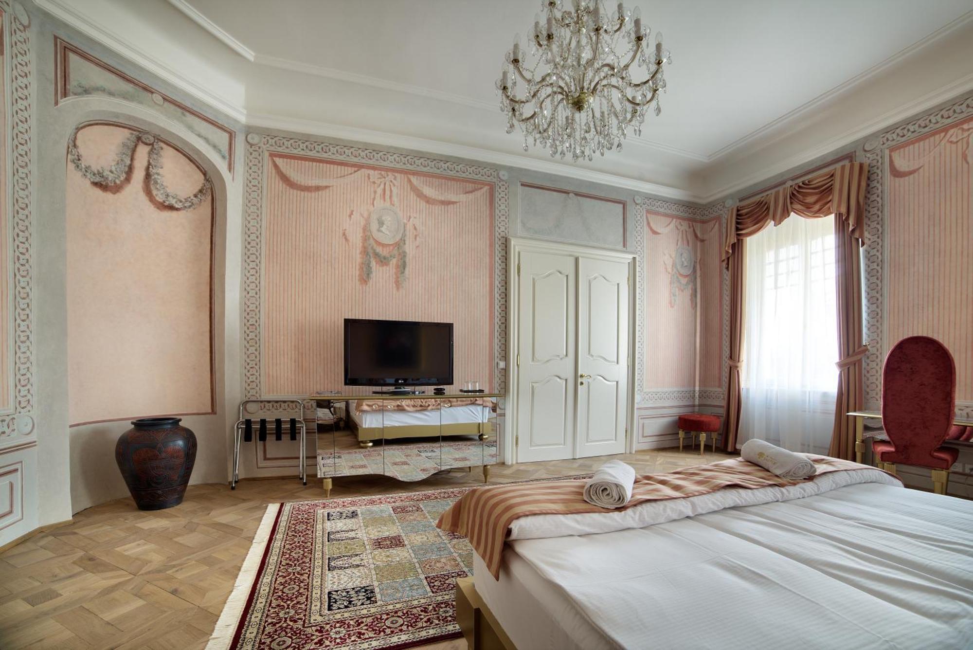 Art Hotel Kastiel Tomášov Camera foto